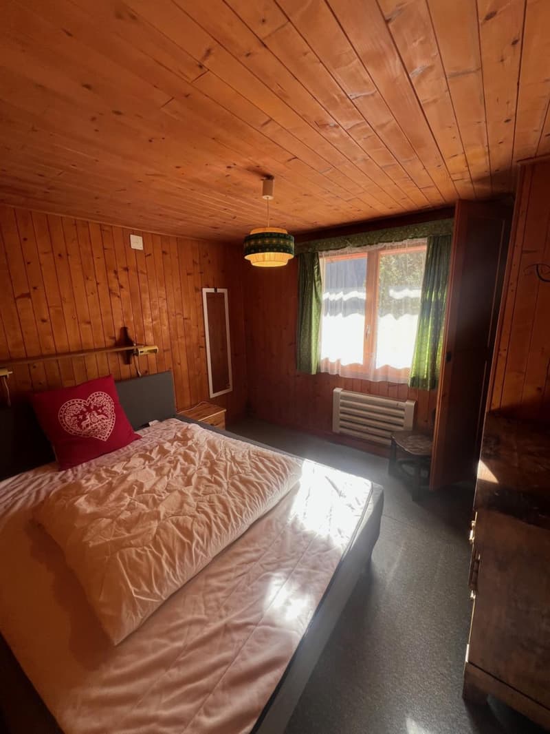 Opportunity to buy in La Tzoumaz, 4-room semi-detached chalet in a quiet area (8)