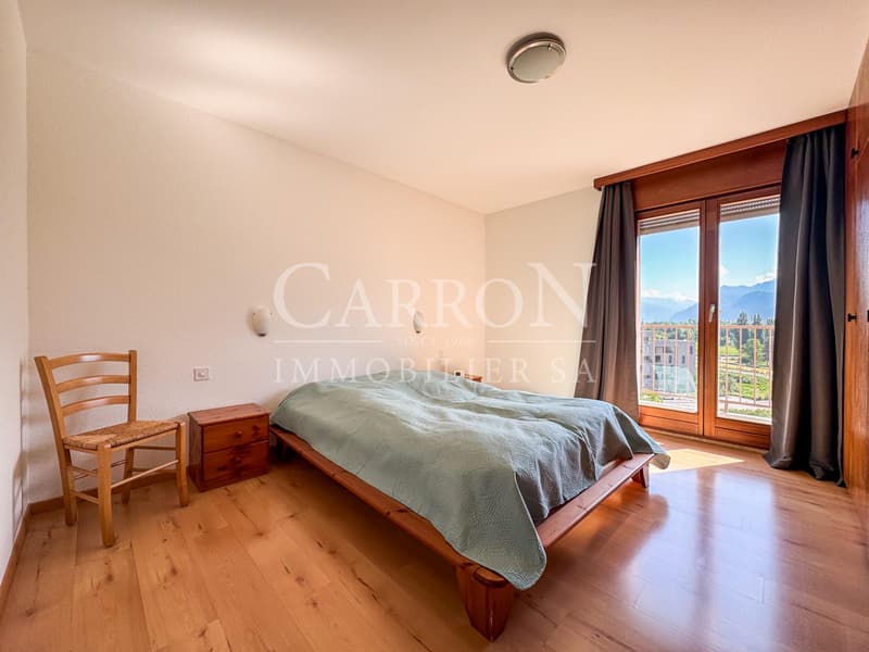 Magnificent 4.5-room attic in the heart of Vissigen (3)
