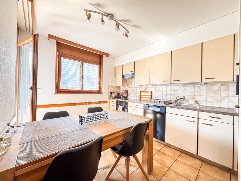 Magnificent 4.5-room attic in the heart of Vissigen (2)