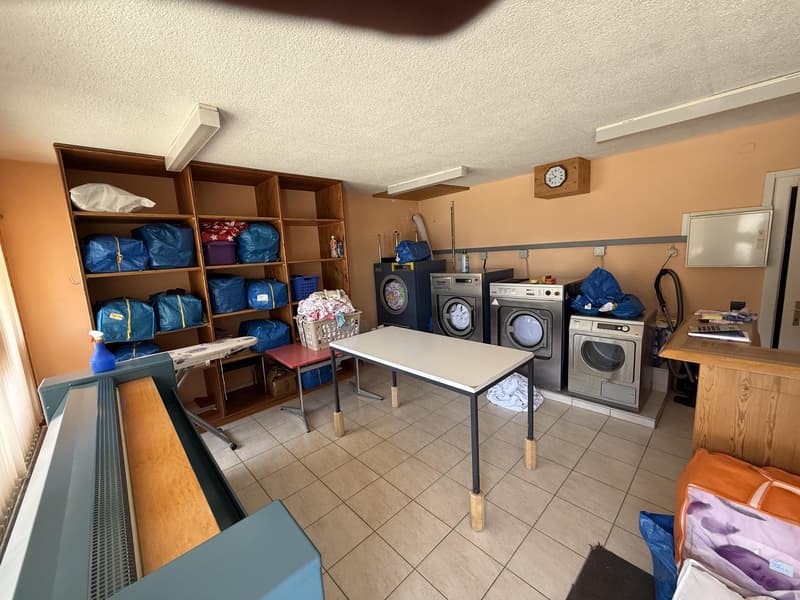 For sale in Tzoumaz a commercial space currently used as a laundry (2)