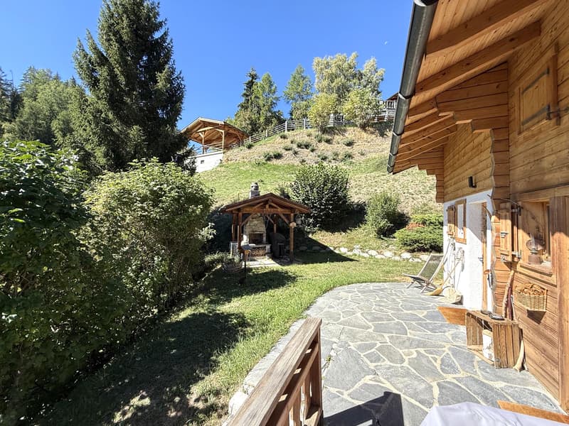 A vendre dans la station de la Tzoumaz au coeur des 4 Vallées très beau chalet de 5 1/2 pièces (11)