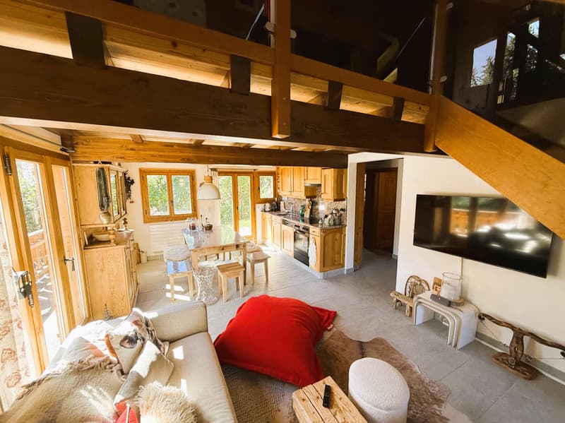 A vendre dans la station de la Tzoumaz au coeur des 4 Vallées très beau chalet de 5 1/2 pièces (3)