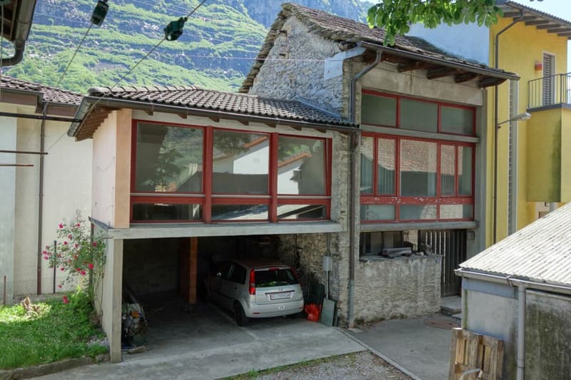 Rustico esistente da ristrutturare (2)