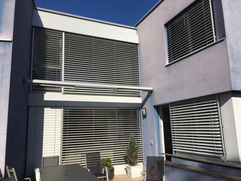 Spacious 6-room semi-detached house in Neuchâtel – View, calm and family comfort (6)