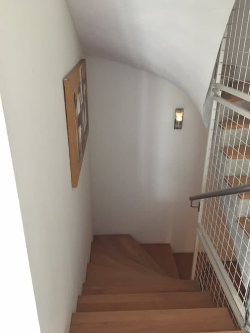 Spacious 6-room semi-detached house in Neuchâtel – View, calm and family comfort (11)
