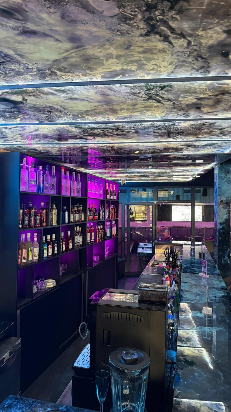 Bar à vendre | Zone piétonne Neuchâtel (9)