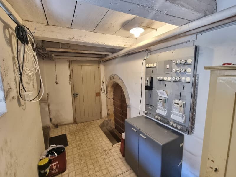 Casa di 3 famiglie con un potenziale immenso e un rendimento netto del 6,25%! (27)