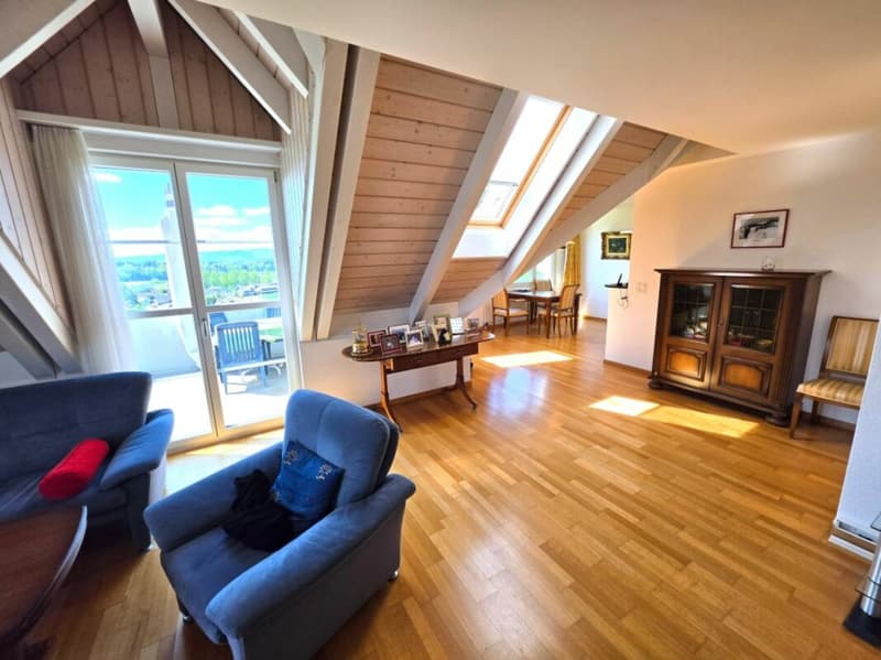 Attic apartment with wonderful views, in a quiet, child-friendly location! (7)