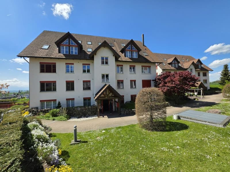 Attic apartment with wonderful views, in a quiet, child-friendly location! (17)