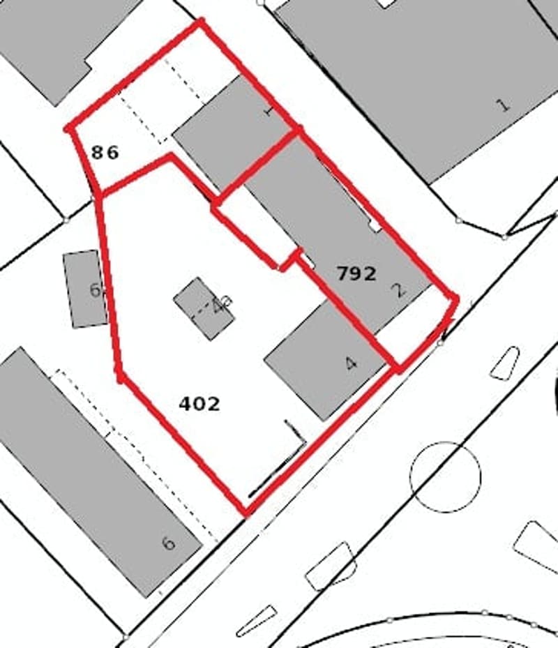 Floor plan: numbers 86, 402, 792, 6