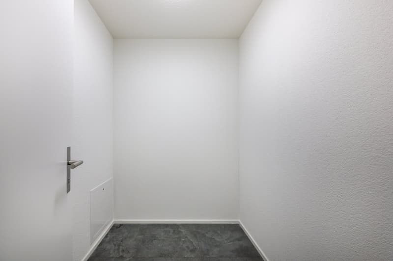 Totalsanierte 2.5-ZWG mit 73m2 und Ausbau im Eigentumsstandart sucht neuen Mieter (14)