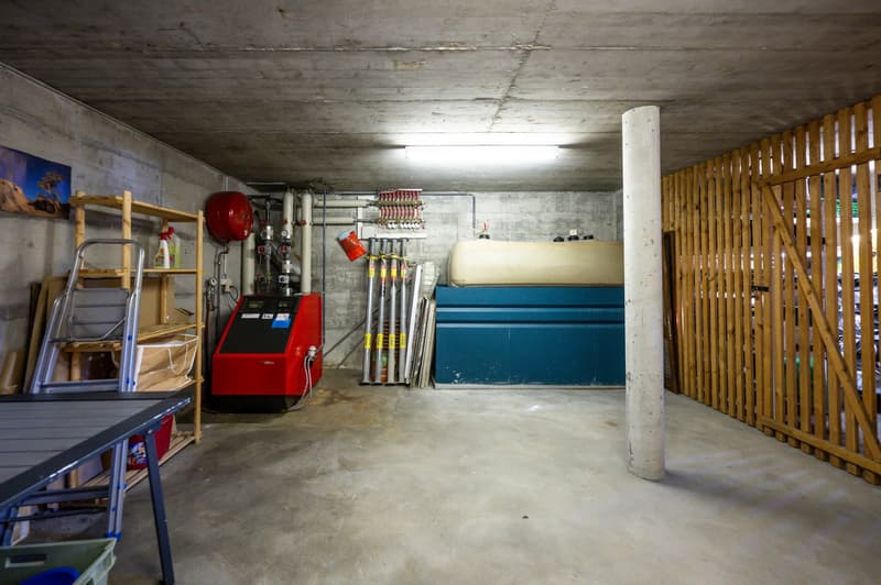 Ihre Investitionschance -zwei Mehrfamilienhäuser mit 5 Wohnungen und 1 Ladenlokal (23)