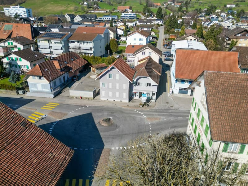 Ihre Investitionschance -zwei Mehrfamilienhäuser mit 5 Wohnungen und 1 Ladenlokal (2)