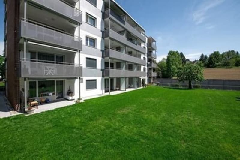 Zu vermieten nach Vereinbarung, 3-Zimmer-Wohnung mit gemütlichem Sitzplatz (1)