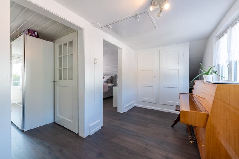 Vorplatz im 3. OG mit versteckter Nische