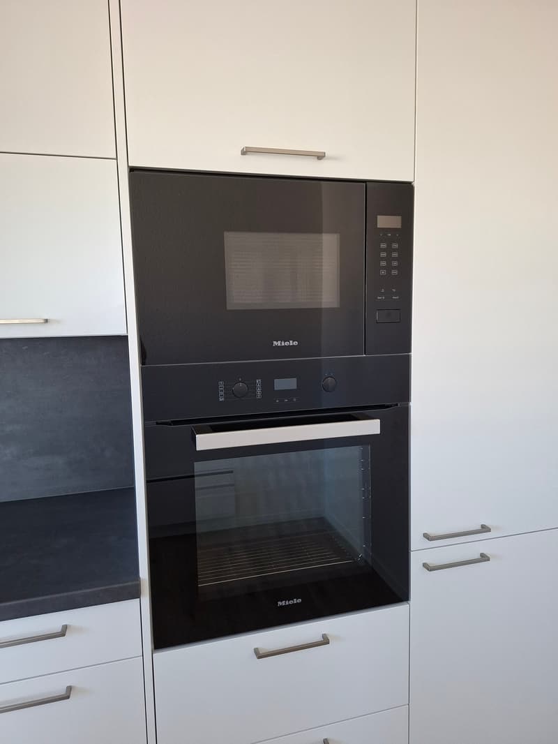 Moderne und frisch sanierte 3.5-Zimmerwohnung (6)