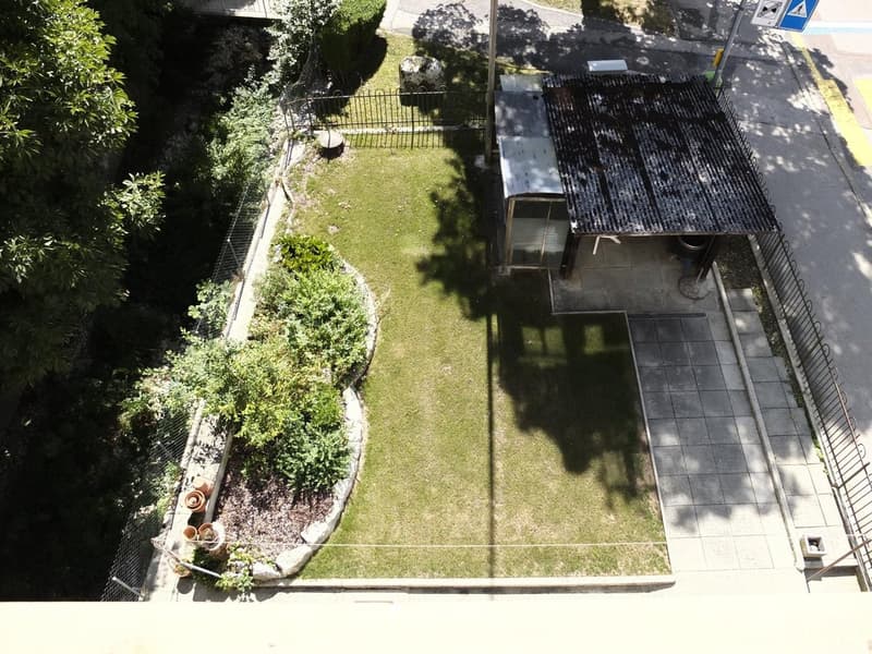 Appartement lumineux meublé de 3 pièces  (possibilité d'enlever les meubles) (15)