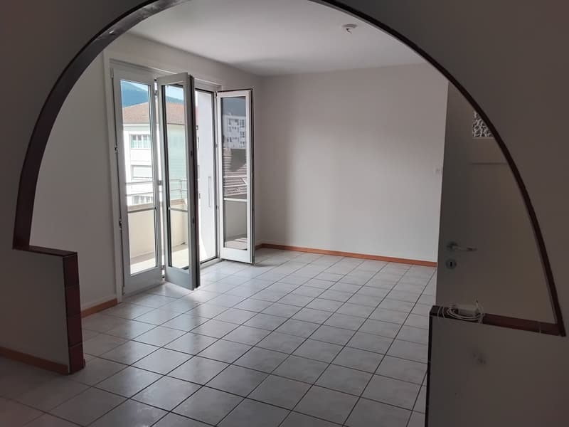Helles 3.5-Zimmer-Apartment mit Balkon (3)