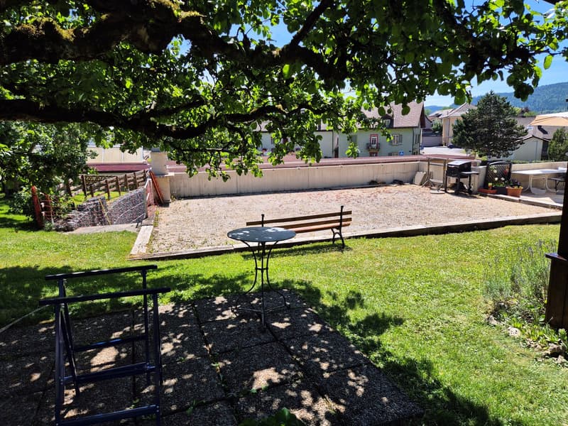 2.5 room apartment renovated, convertible into 3 rooms (8)