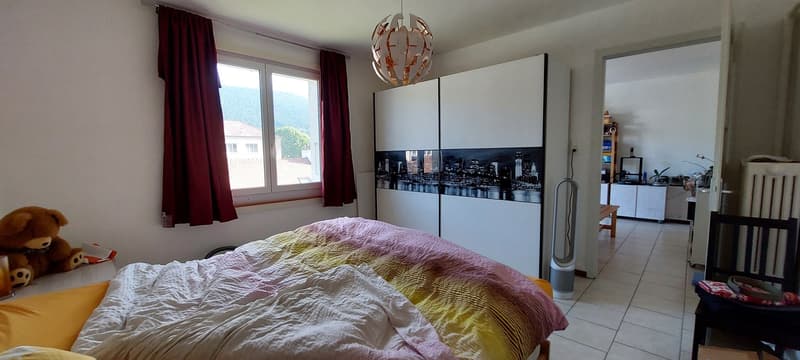 Helles 3-Zimmer-Apartement mit Balkon in Fleurier (2)