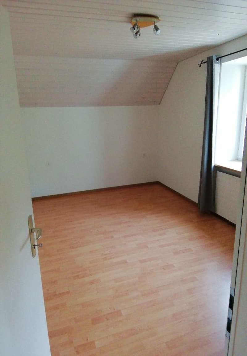 Charmant appartement de 5.5 pièces en triplex (9)