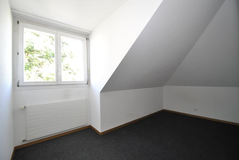 Befristetes Mietverhältnis | Helle 3.5-Zimmer-Dachwohnung in Zollikofen (8)
