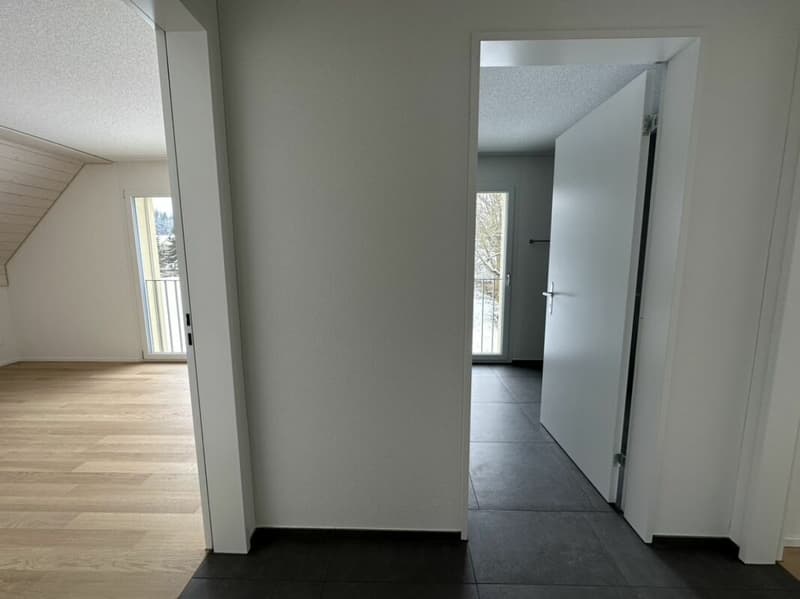 Geniale maisonette nel cuore di Madiswil (10)