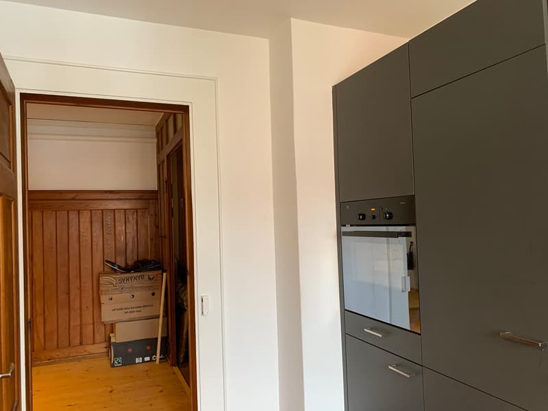 Sehr grosse und charmante 4.5-Zimmer-Wohnung mit Aussicht in Reconvilier (12)