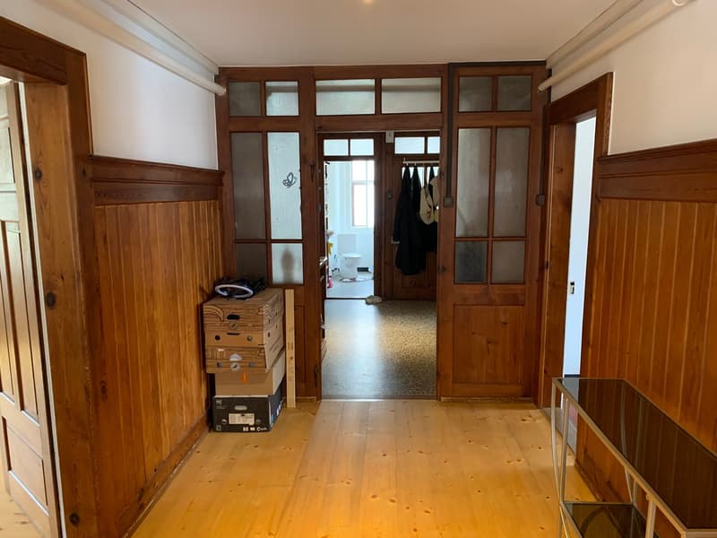 Sehr grosse und charmante 4.5-Zimmer-Wohnung mit Aussicht in Reconvilier (6)