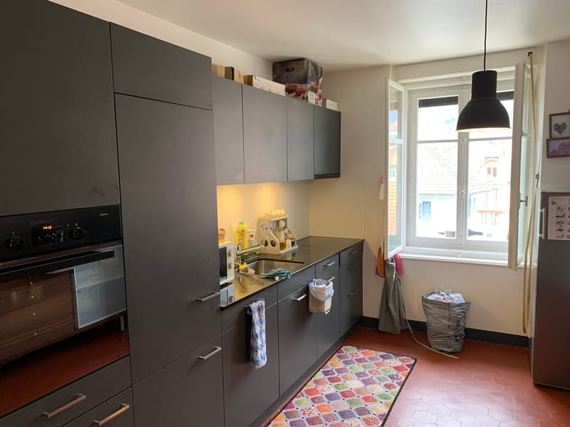 Sehr grosse und charmante 4.5-Zimmer-Wohnung mit Aussicht in Reconvilier (10)