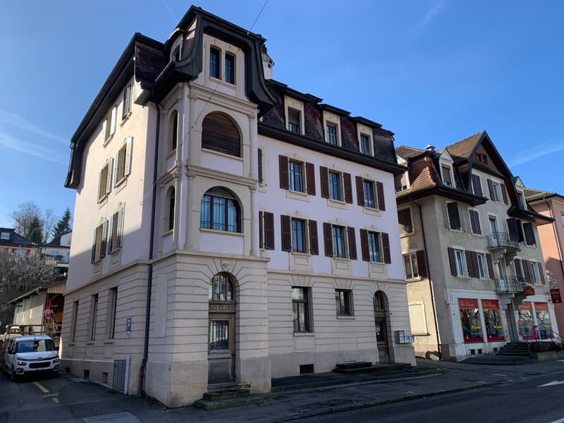 Sehr grosse und charmante 4.5-Zimmer-Wohnung mit Aussicht in Reconvilier (19)