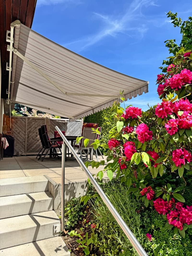 La felicità della tua famiglia con piscina e grande giardino (15)