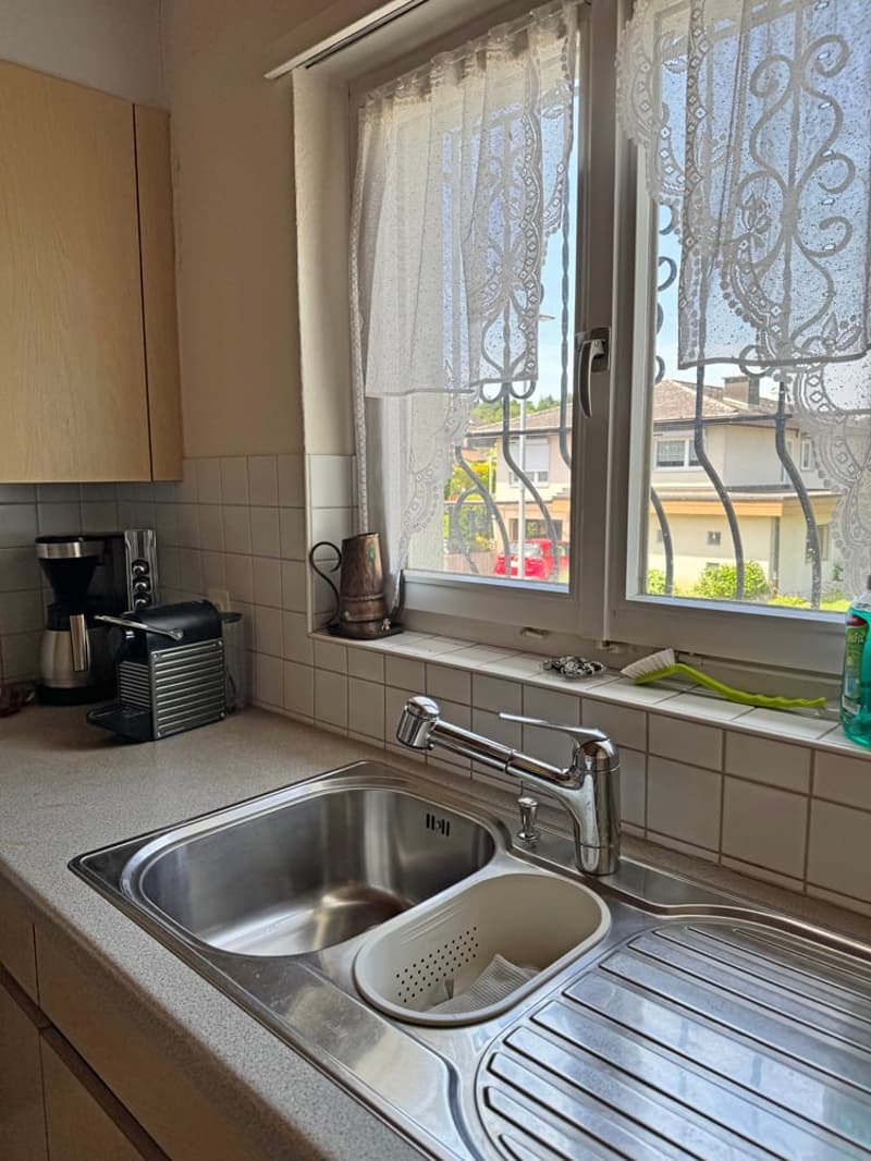 La felicità della tua famiglia con piscina e grande giardino (7)