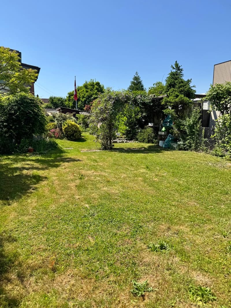 Charming double-family house in a beautiful location (7)