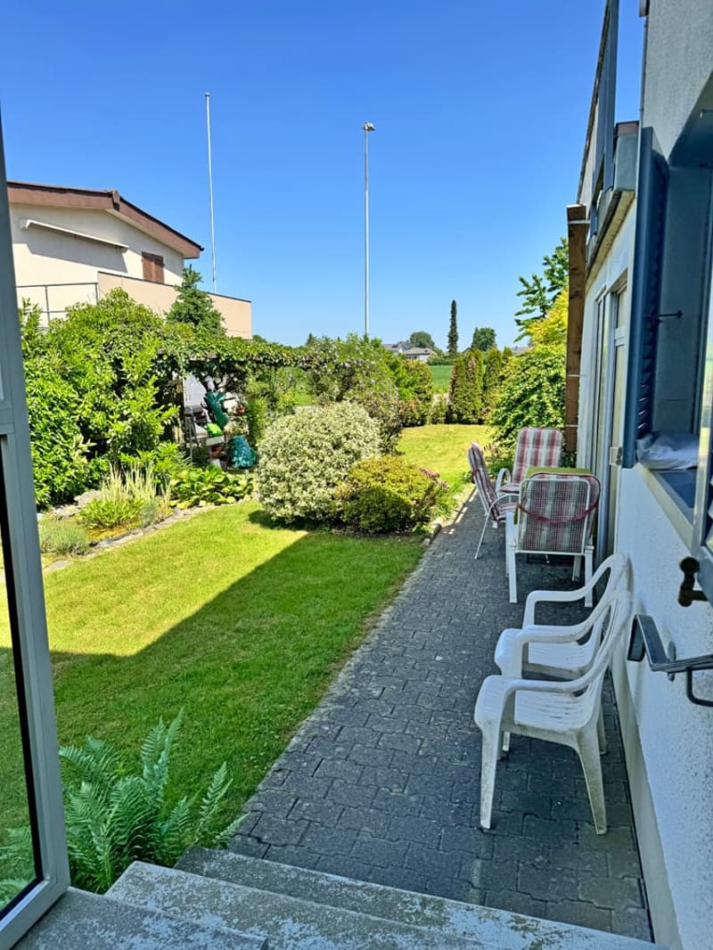 Charming double-family house in a beautiful location (4)