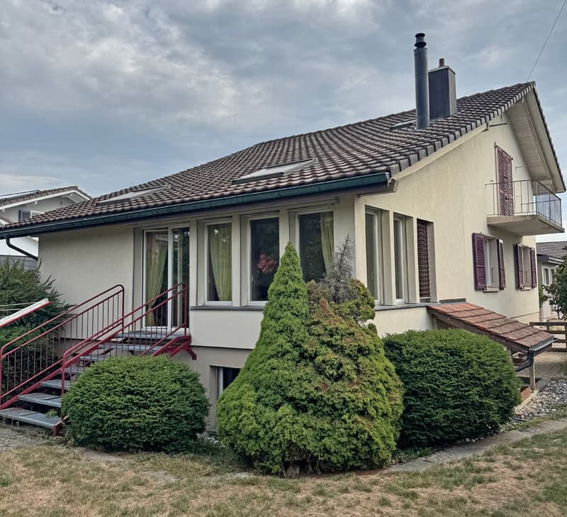 ...tolles Familienhaus an schöner Wohnlage... (1)