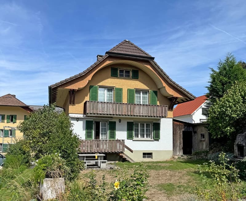 ...urig schön mit grossem Grundstück - tolles Familienhaus... (1)
