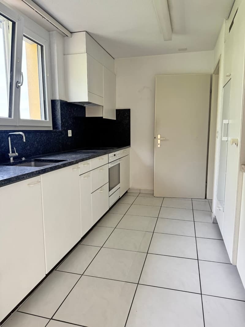 ...greifbar & nahbar - tolle Wohnung mit Balkon... (6)