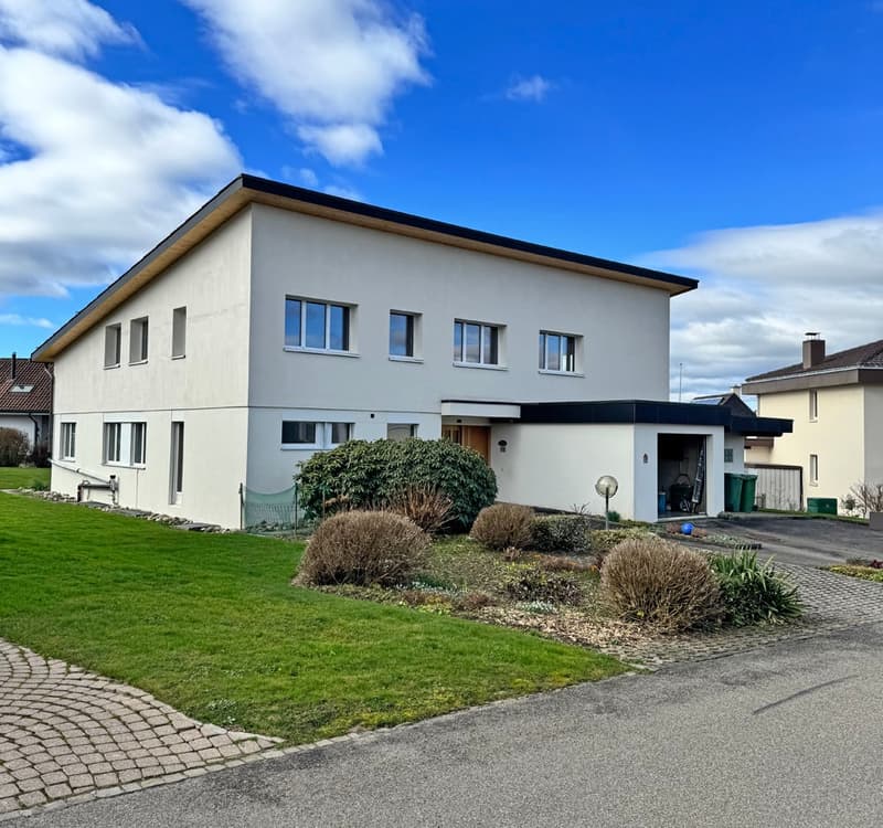 ...grosses Haus, herrlicher Garten, erweiterbar auf 7.5 Zimmer... (3)