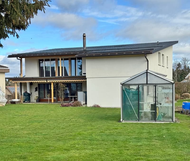 ...grosses Haus, herrlicher Garten, erweiterbar auf 7.5 Zimmer... (1)