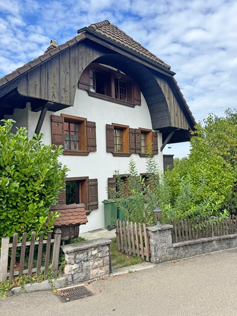 Zweifamilien-/Generationenhaus - mit Stil und urgemütlich (2)
