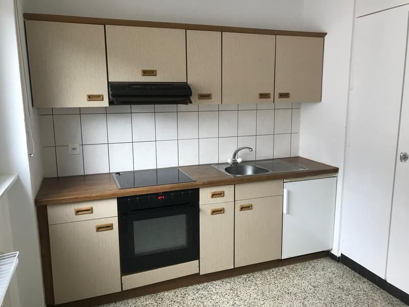 Un investimento sicuro composto da 9 appartamenti con garage e balconi (13)
