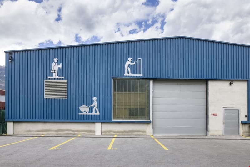 SIERRE HALLE INDUSTRIELLE (1)