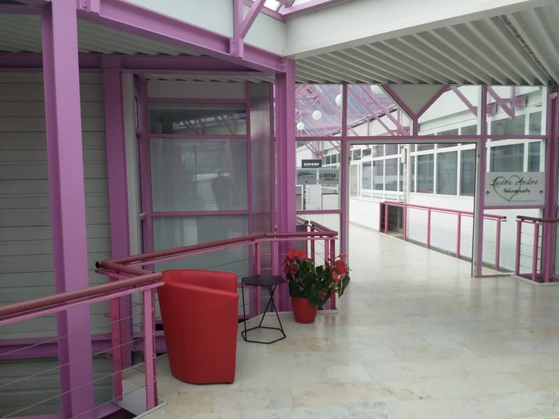SURFACE COMMERCIALE/BUREAU/CABINET MEDICAL/ACTIVITES SPORTIVES (2)