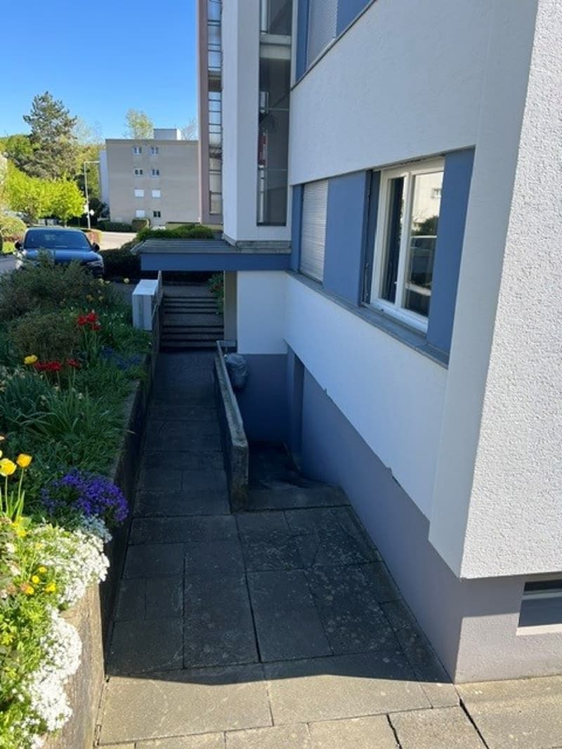 3 Bastelräume mit separatem WC/Lavabo im Untergeschoss zu verkaufen in Neuenegg (2)