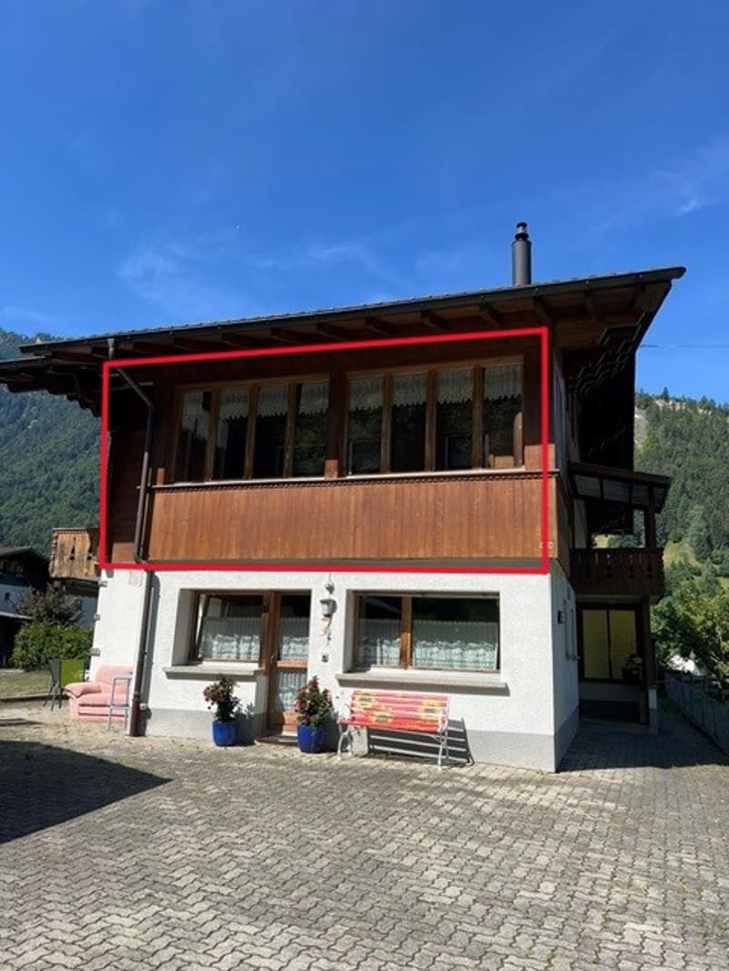 Spacious 4.5-room apartment with winter garden for rent in Kandergrund (2)