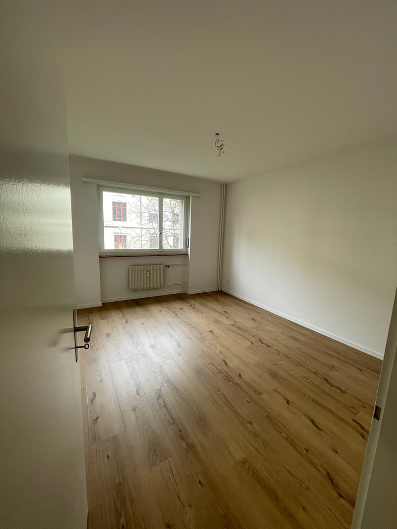 Neu sanierte 3-Zimmerwohnung in der Länggasse (6)
