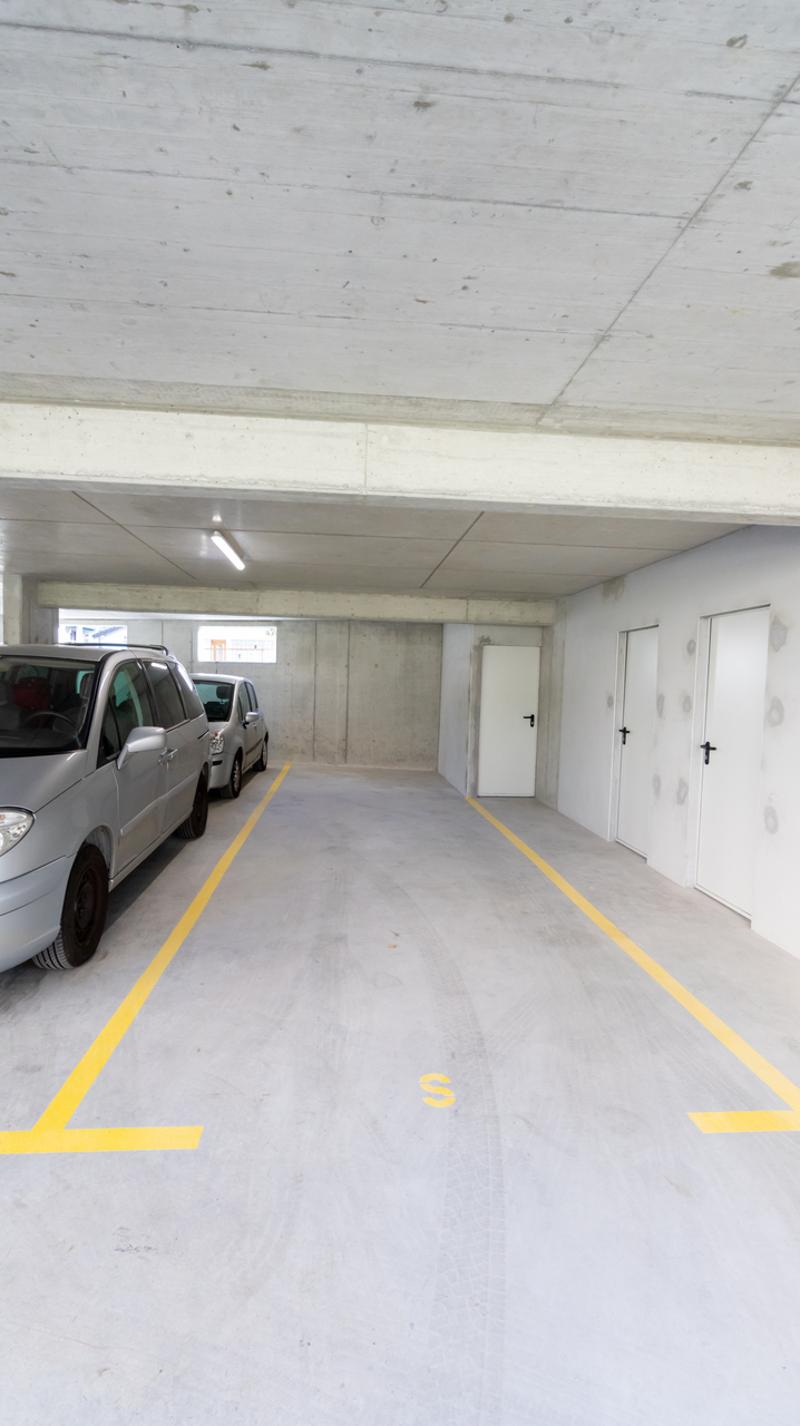 FOR RENT IN MONTHEY, DOUBLE COVERED PARKING SPACE (2)