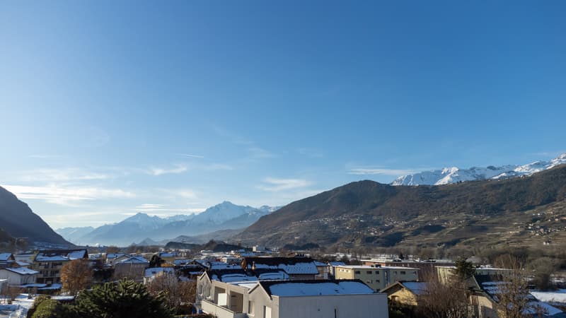 A VENDRE APPARTEMENT 4.5 PCES DE STANDING A RECHY (4)