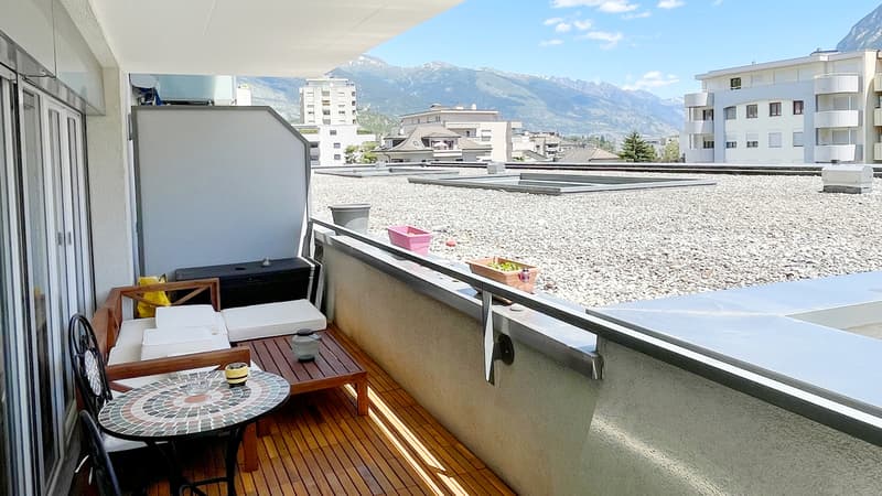 A VENDRE SPACIEUX APPARTEMENT 4.5 PCES A SIERRE (8)